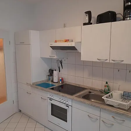 Zentrale 2-zimmer-wohnungen Fuer Gruppen & Monteure, Fusslaeufig Zur Elbe & Shoppingcenter Apartment Magdeburg